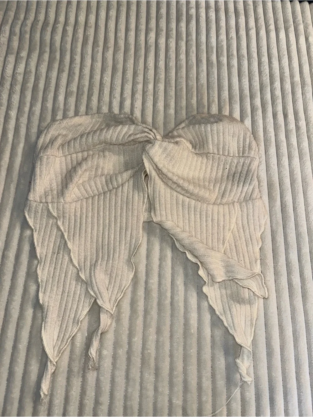 Ivory Ribbed Knit Crop Tank - Picture 2 of 4